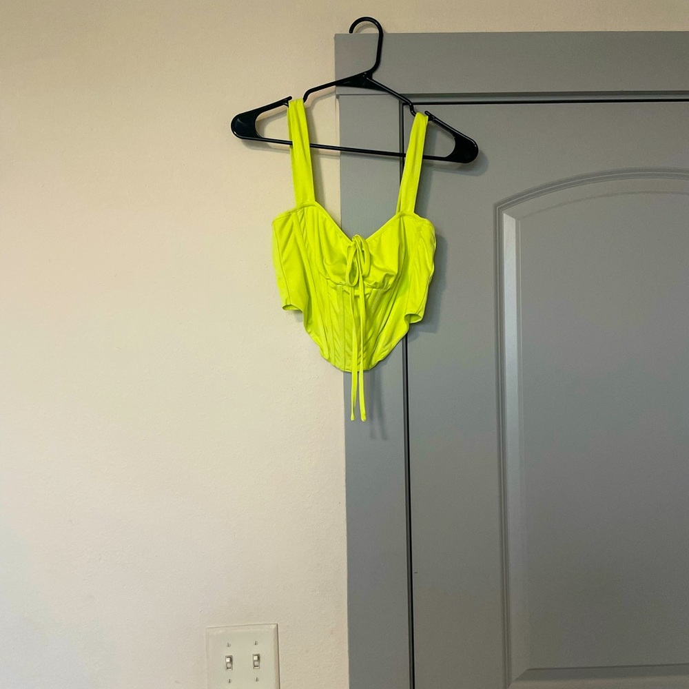 Lime green corset going out top -M!